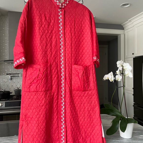 Vintage quilted nylon zip up dressing gown size small - Picture 11 of 17